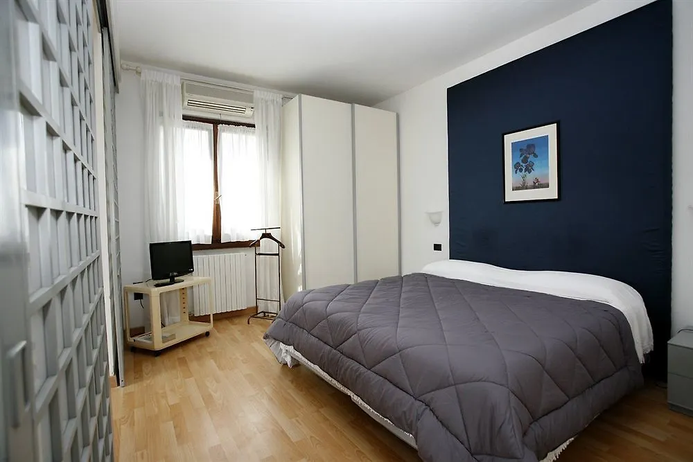 Hotell Residence Alba Colombare Di Sirmione
