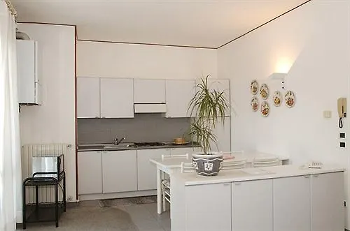 Residence Alba Colombare Di Sirmione 0*,  Italien